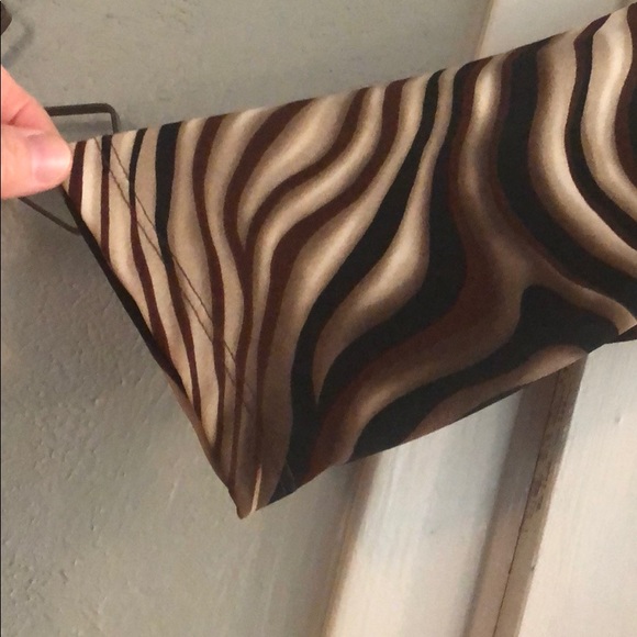 Top - Picture 4 of 4